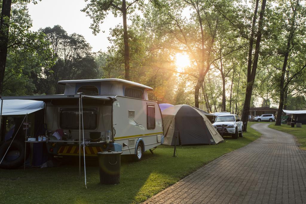 Merry Pebbles Resort Sabie Exterior foto